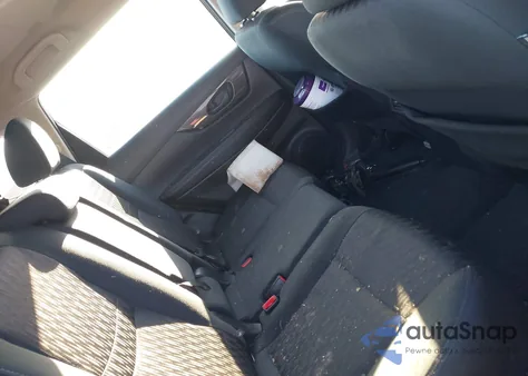 2019 Nissan Rogue S z USA, uszkodzony, nr VIN 5N1AT2MV0KC809136